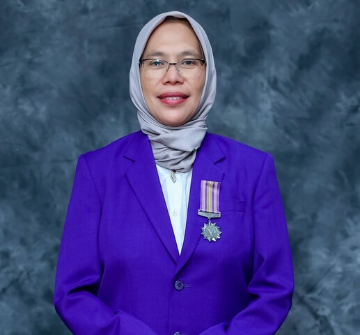 Dr. Natalina,  drg., Sp.Perio (K)